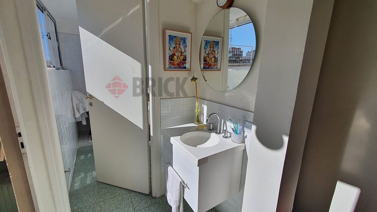 JURAMENTO, AV. al 1800 Piso 8 27