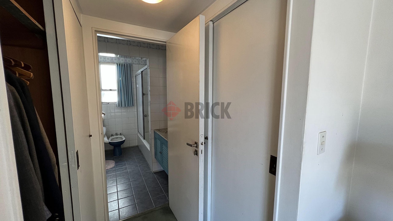 CONDE al 2200 Piso 6 22