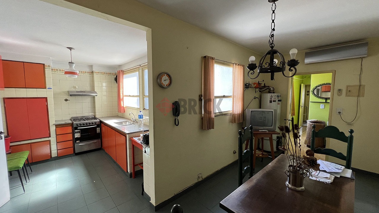 CONDE al 2200 Piso 6 33