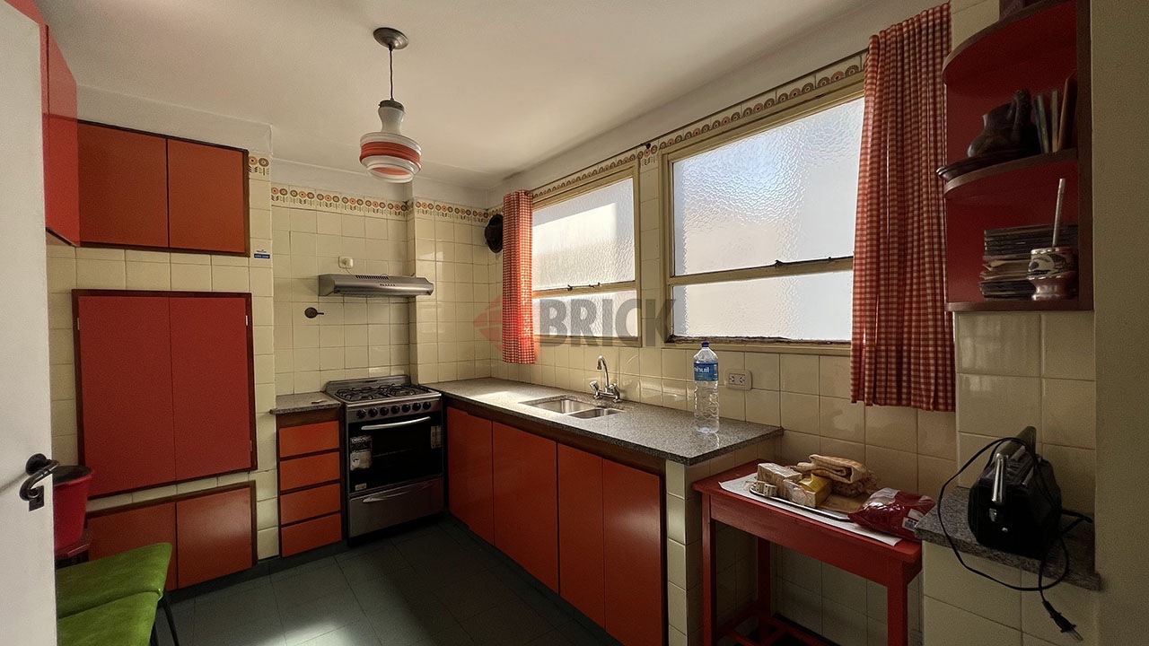 CONDE al 2200 Piso 6 34