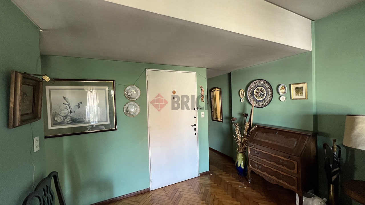 CONDE al 2200 Piso 6 3