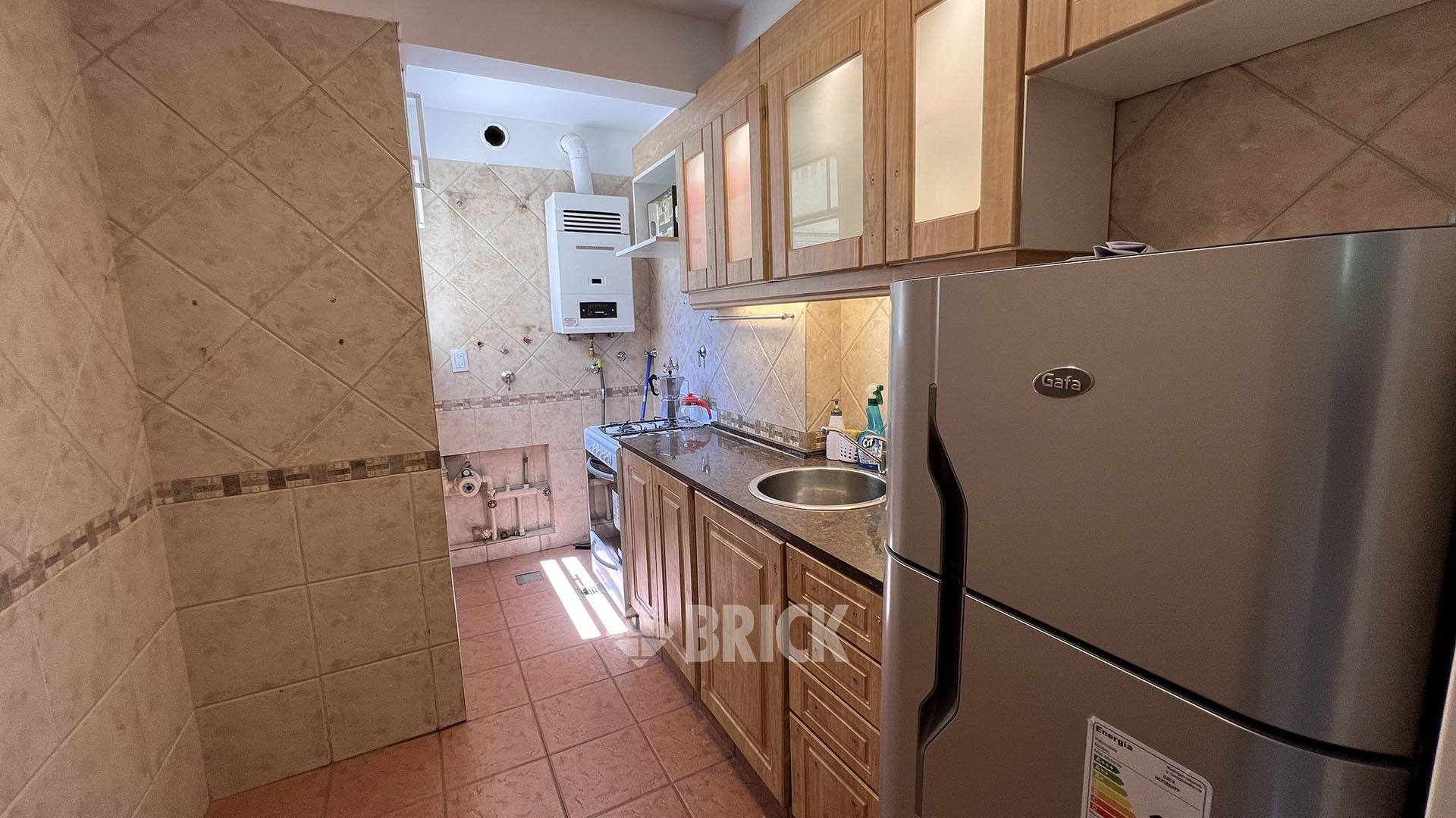 THAMES al 2000 Piso 5 10