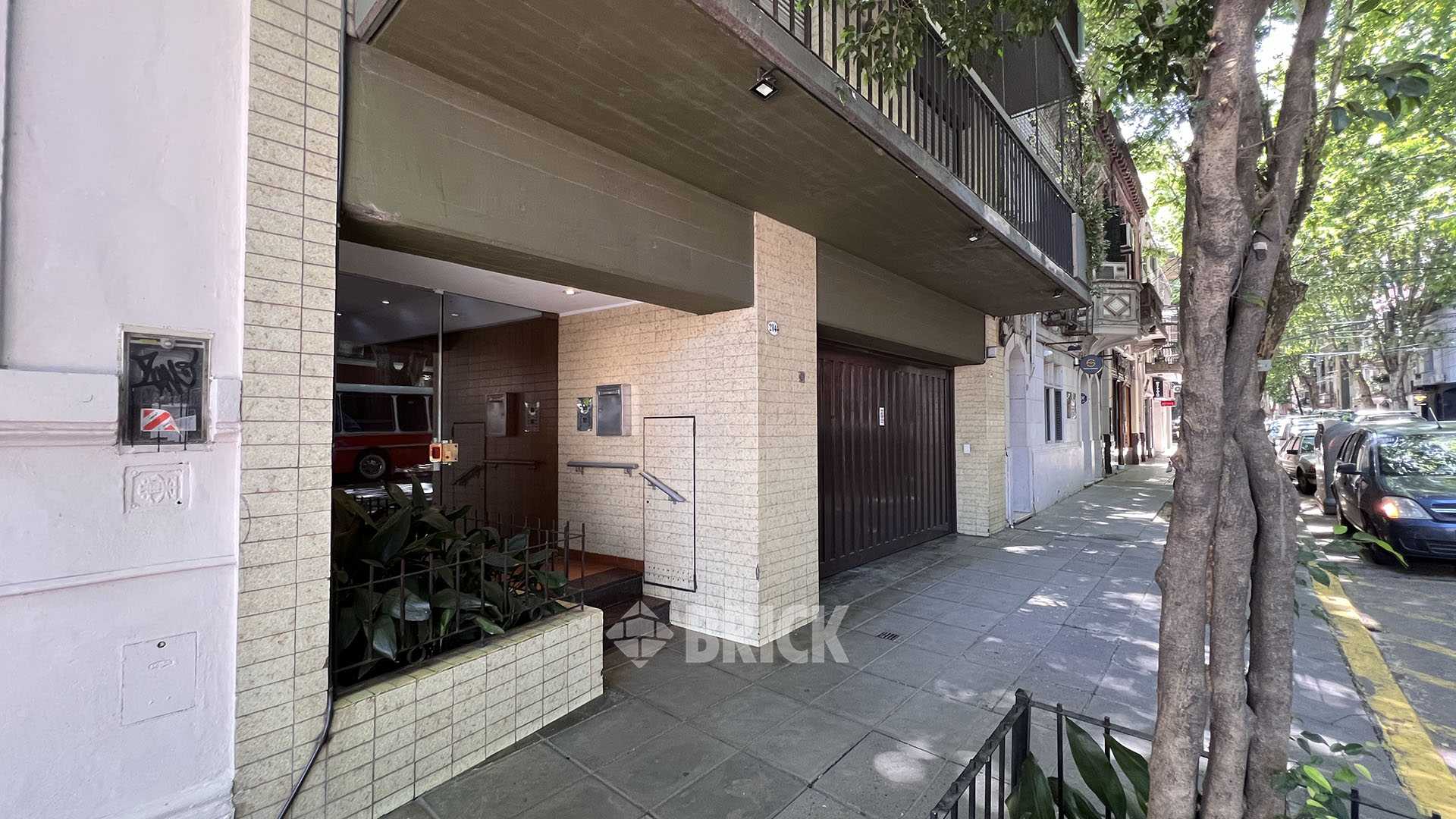 THAMES al 2000 Piso 5 13