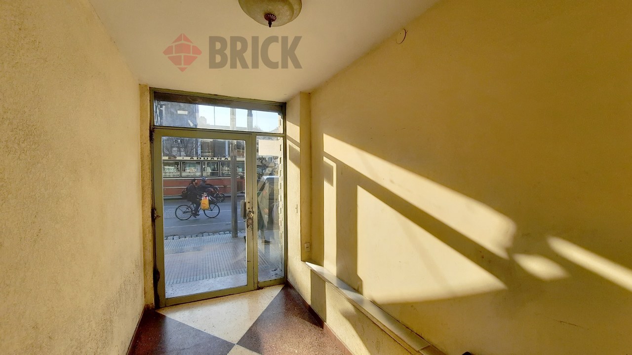 RIVADAVIA, AVDA. al 7500 Piso 2 22