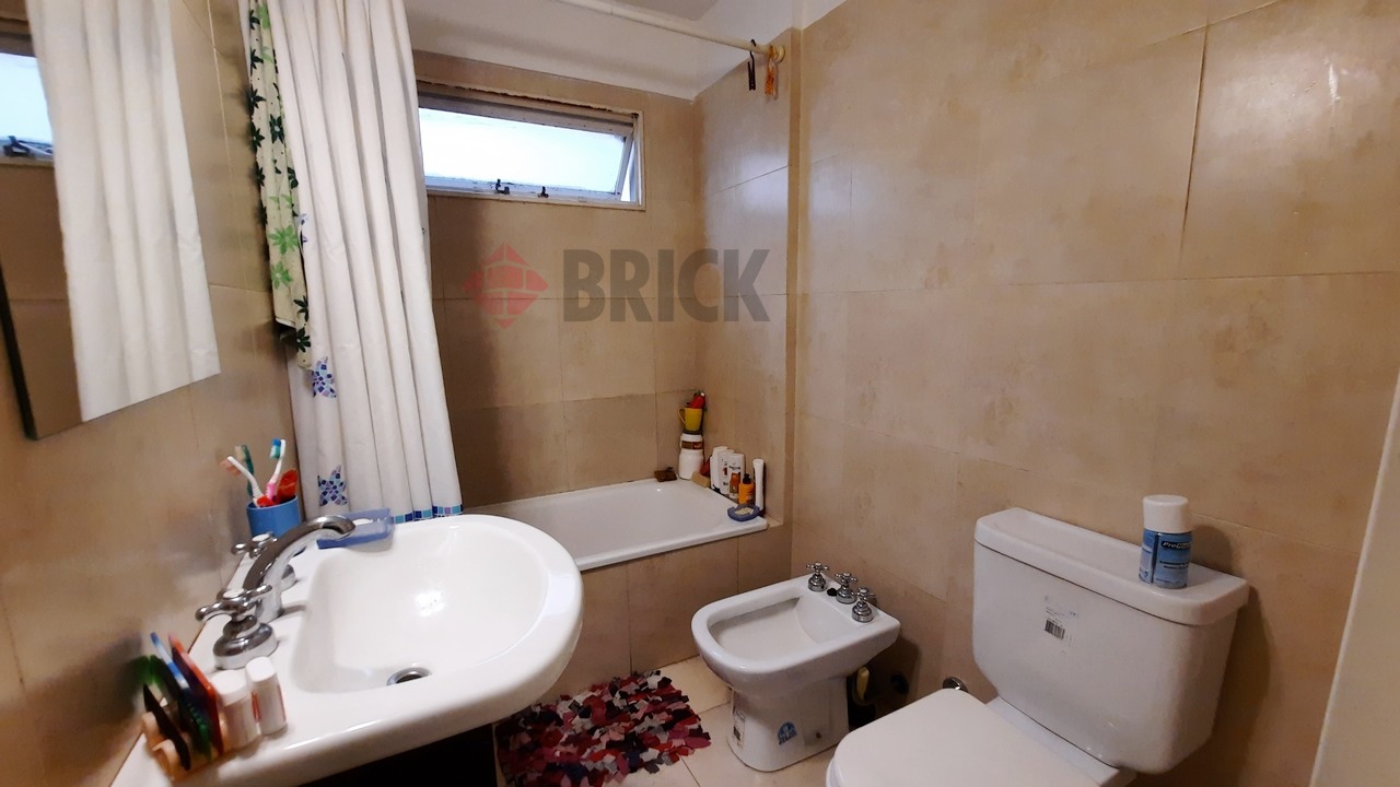 BOGOTA al 1600 Piso 4 10