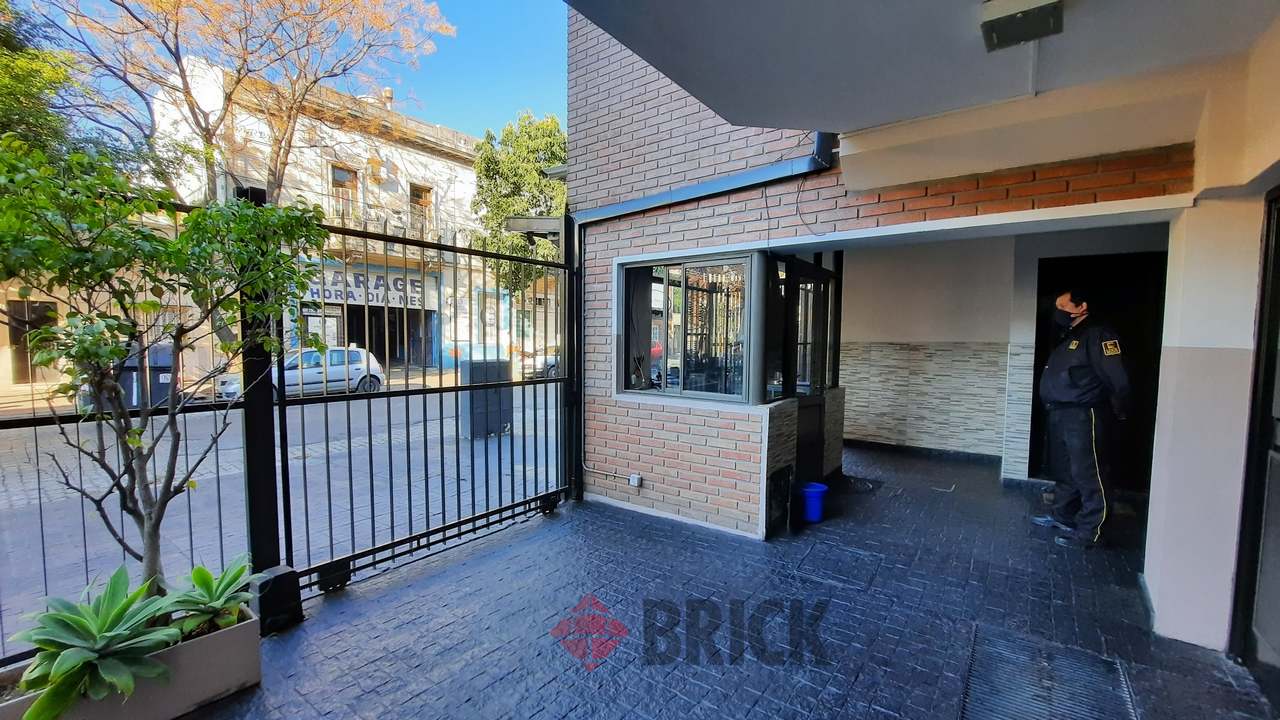 SEGUI, FCO. JOSE al 500 Piso PB 38