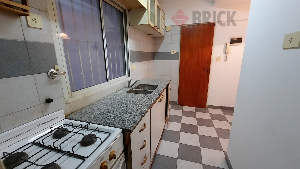 LAMBARE al 800 Piso 2 20