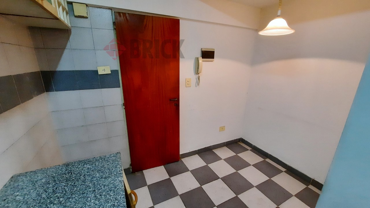 LAMBARE al 800 Piso 2 21