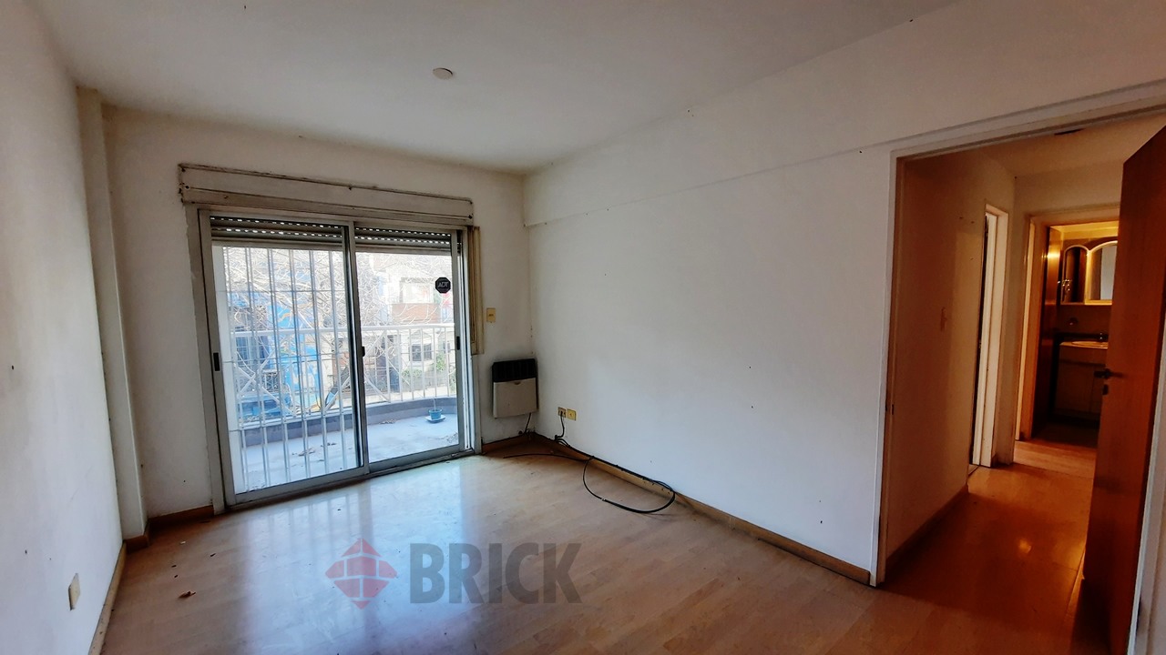 LAMBARE al 800 Piso 2 3