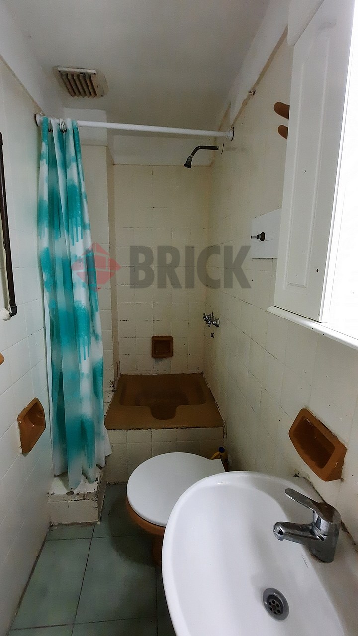 VIAMONTE al 2200 Piso PB 12