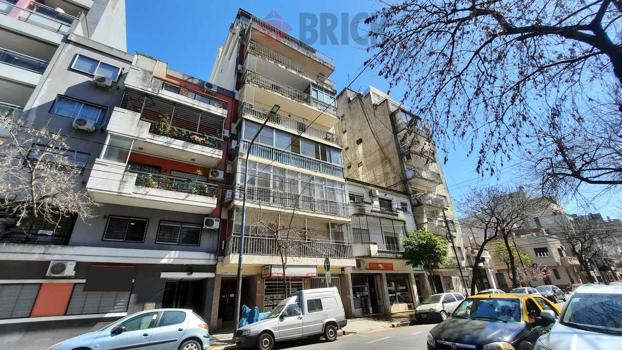 AMBROSETTI al 800 Piso 2 30