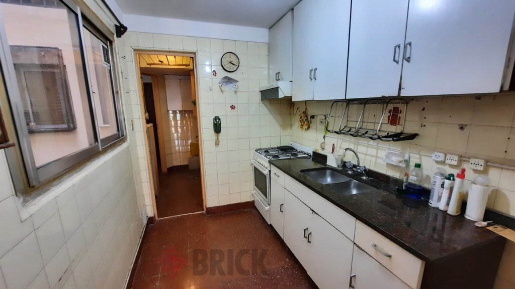 ECUADOR al 1400 Piso 7 15