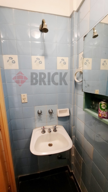 ECUADOR al 1400 Piso 7 20