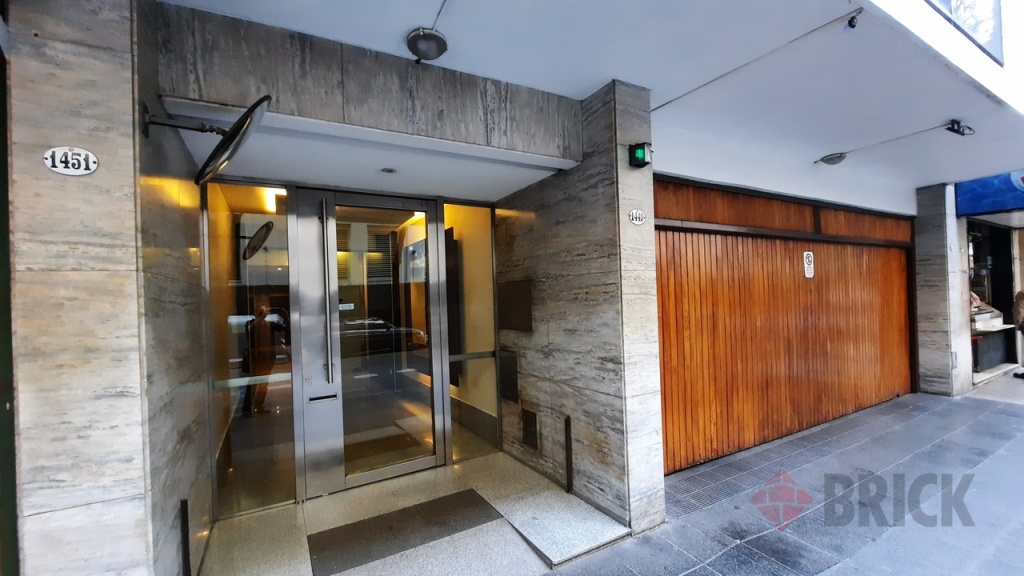 ECUADOR al 1400 Piso 7 25