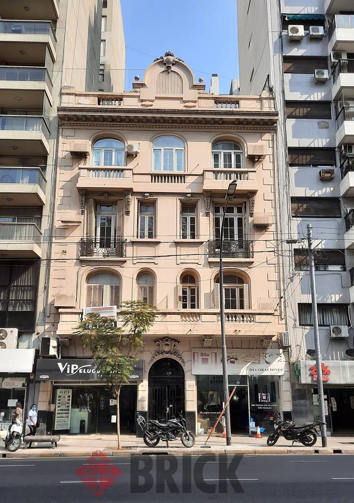 SANTA FE, AV. al 2600 Piso 3 1