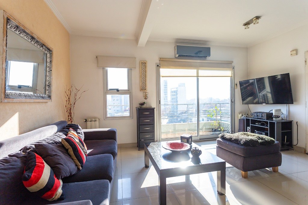 RINCON al 100 Piso 5 4