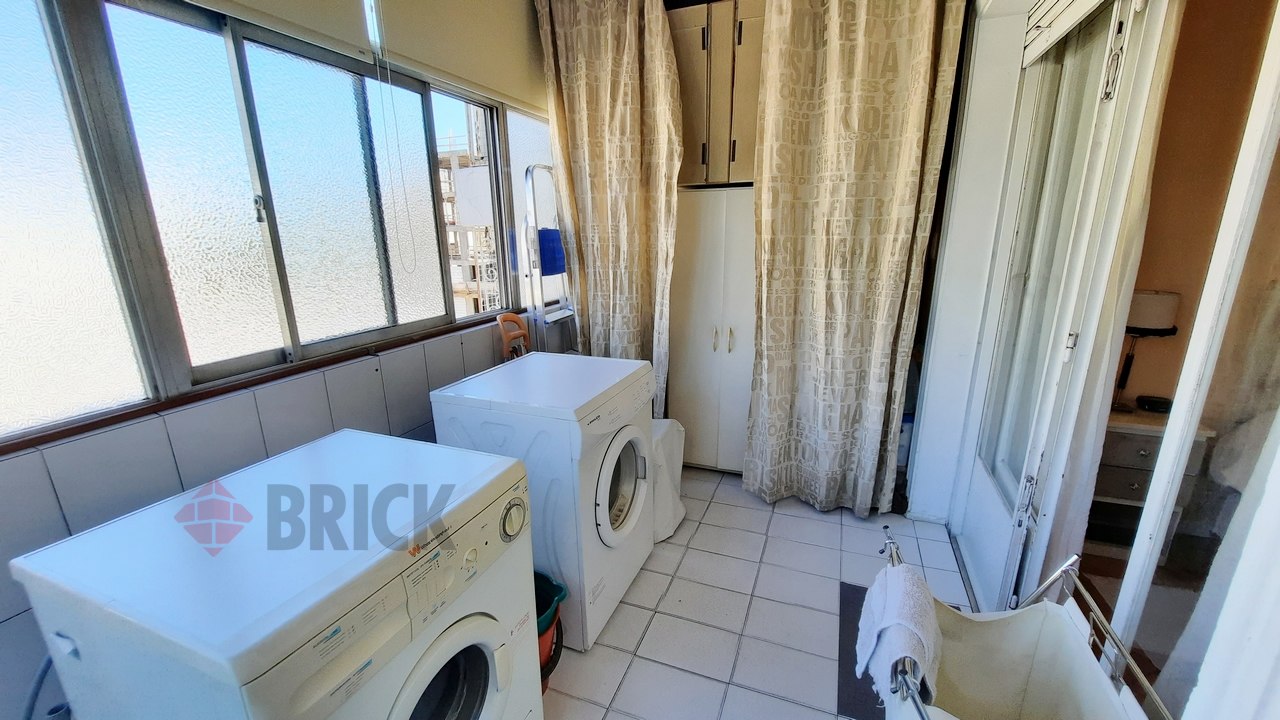 ROJAS al 300 Piso 6 16