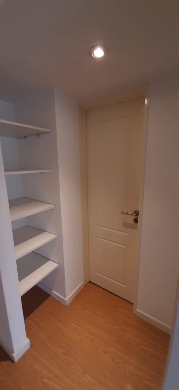 ALEM, LEANDRO N. al 1600 Piso 3 9