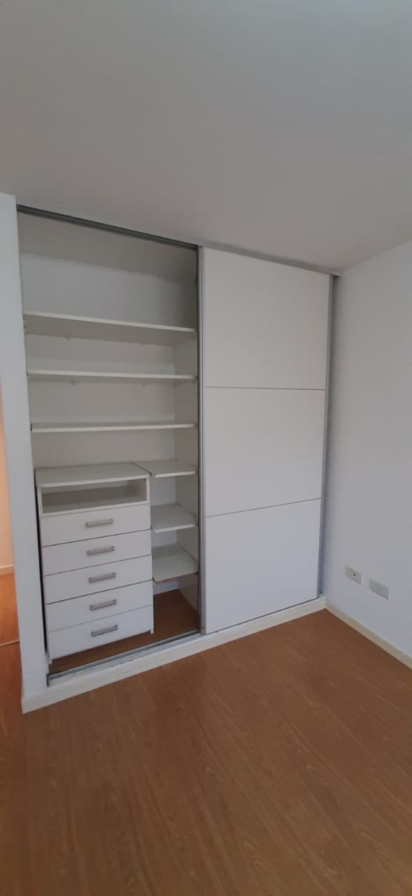 ALEM, LEANDRO N. al 1600 Piso 3 11