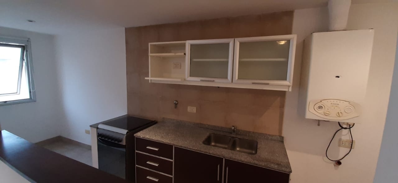 ALEM, LEANDRO N. al 1600 Piso 3 4