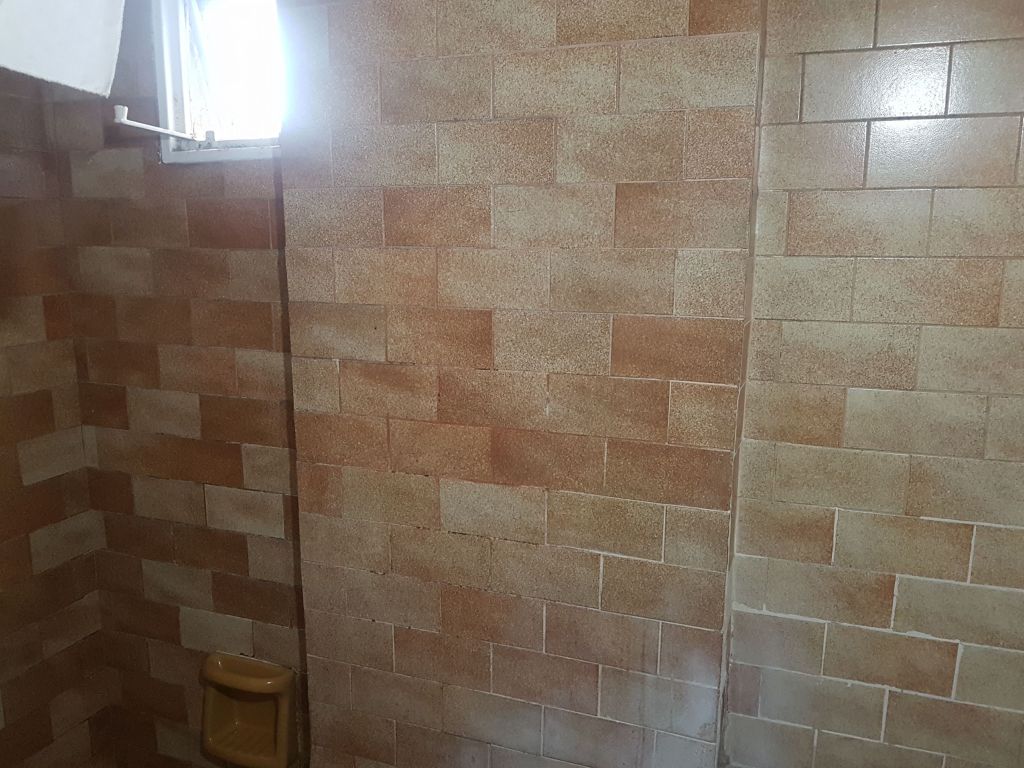 YRIGOYEN, HIPOLITO, AV. al 6600 Piso 1 8