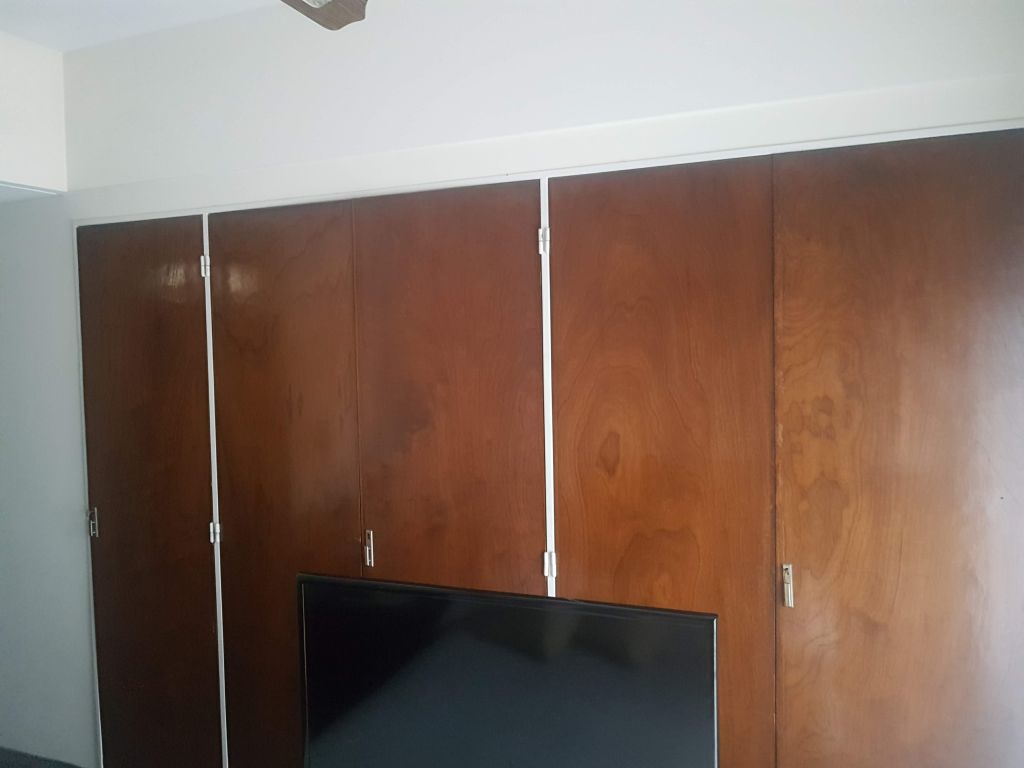 YRIGOYEN, HIPOLITO, AV. al 6600 Piso 1 10