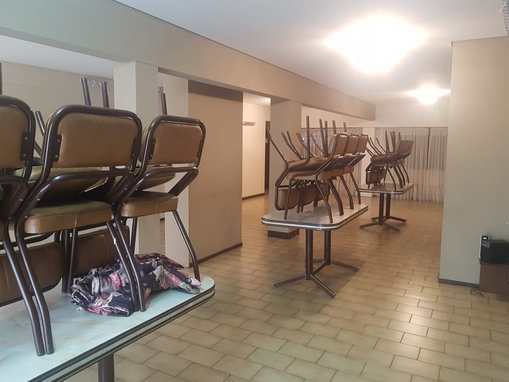 YRIGOYEN, HIPOLITO, AV. al 6600 Piso 1 21