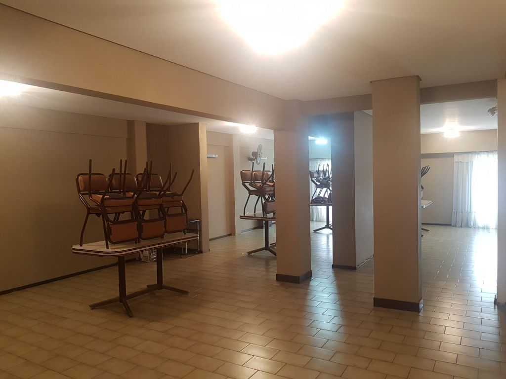 YRIGOYEN, HIPOLITO, AV. al 6600 Piso 1 27