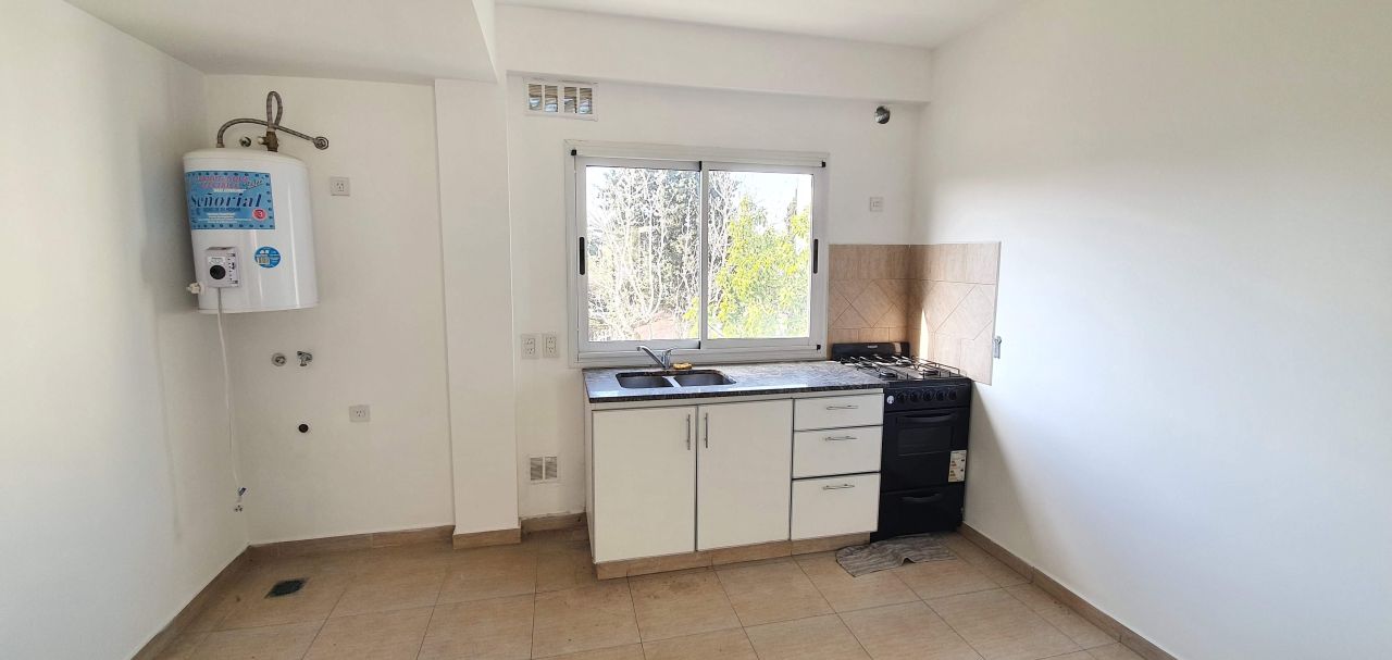 RINCON al 500 Piso 2 3