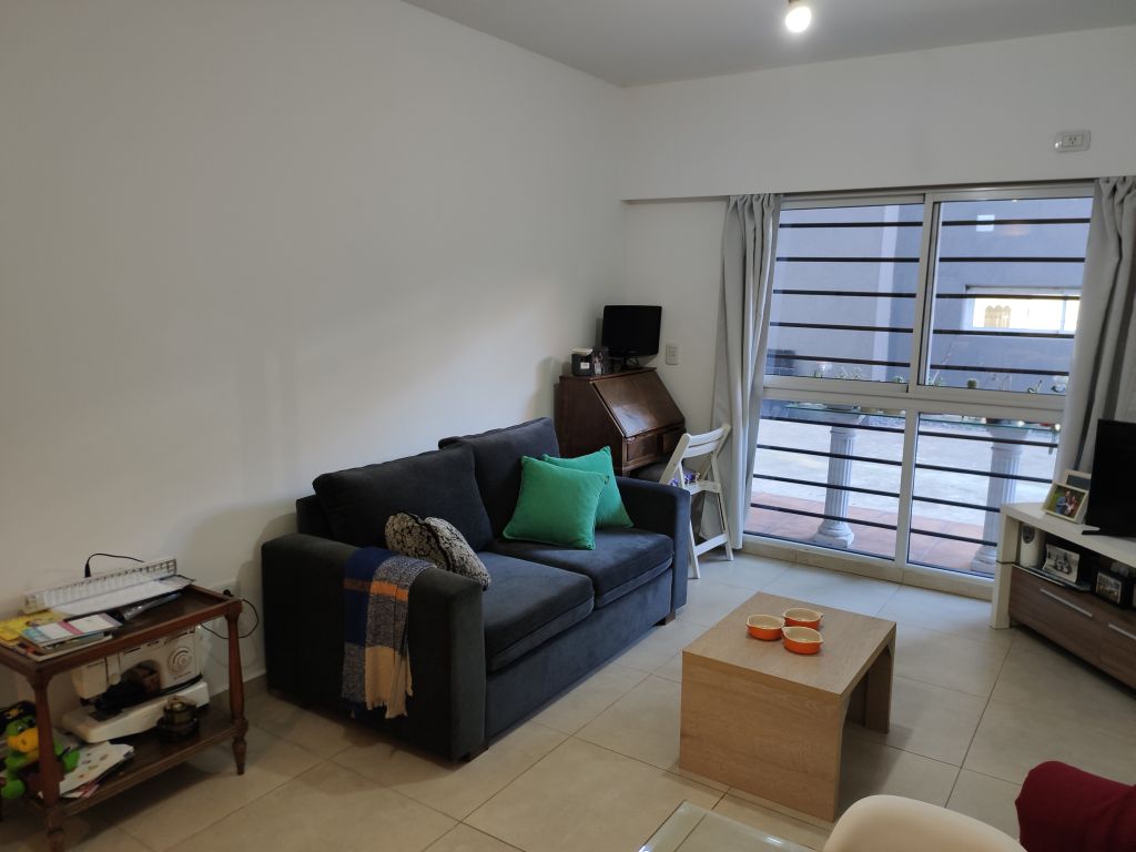 FONROUGE al 200 Piso PB 1