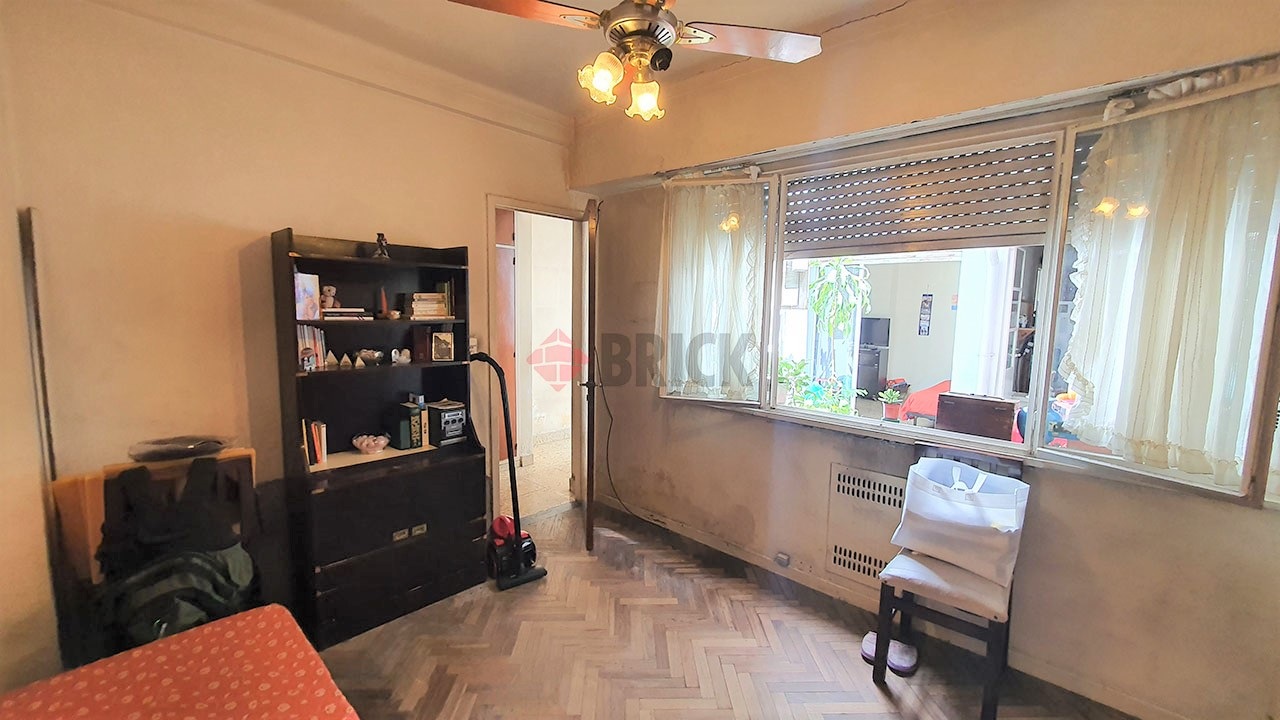RIVADAVIA, AV. al 6500 Piso 1 12