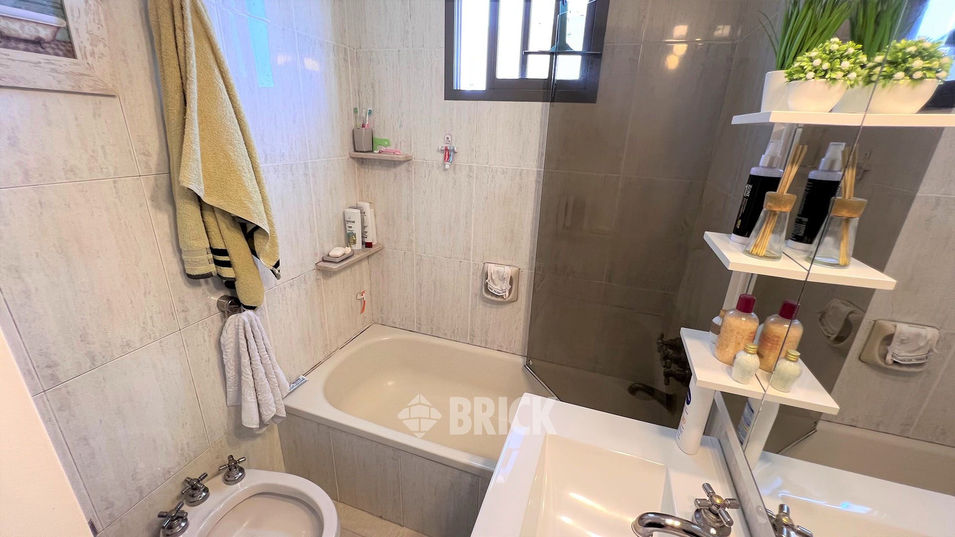 SCALABRINI ORTIZ, RAUL, AV. al 1200 Piso 6 14