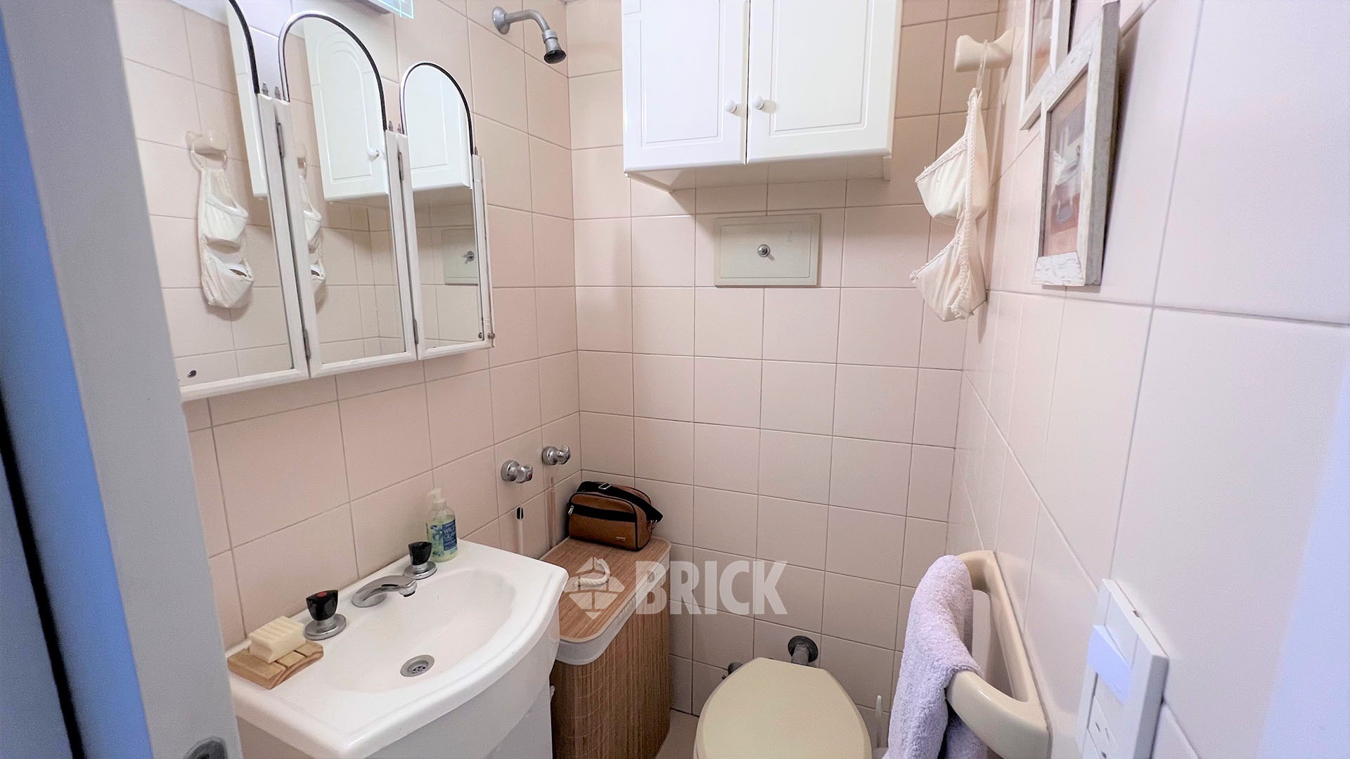 SCALABRINI ORTIZ, RAUL, AV. al 1200 Piso 6 17