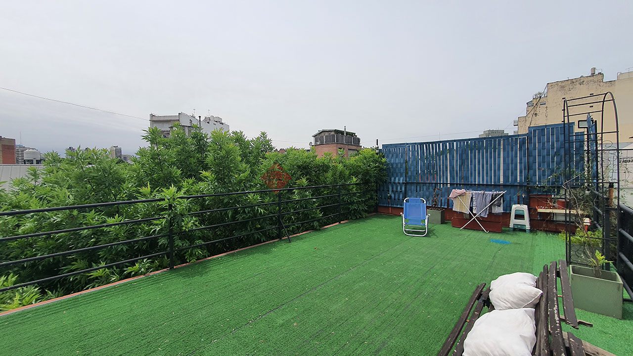 GORRITI al 4200 Piso PB Y 1° 27