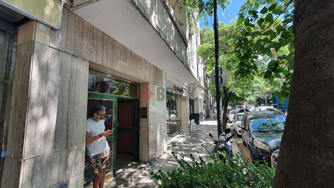 ECHEVERRIA al 2300 Piso 2 15