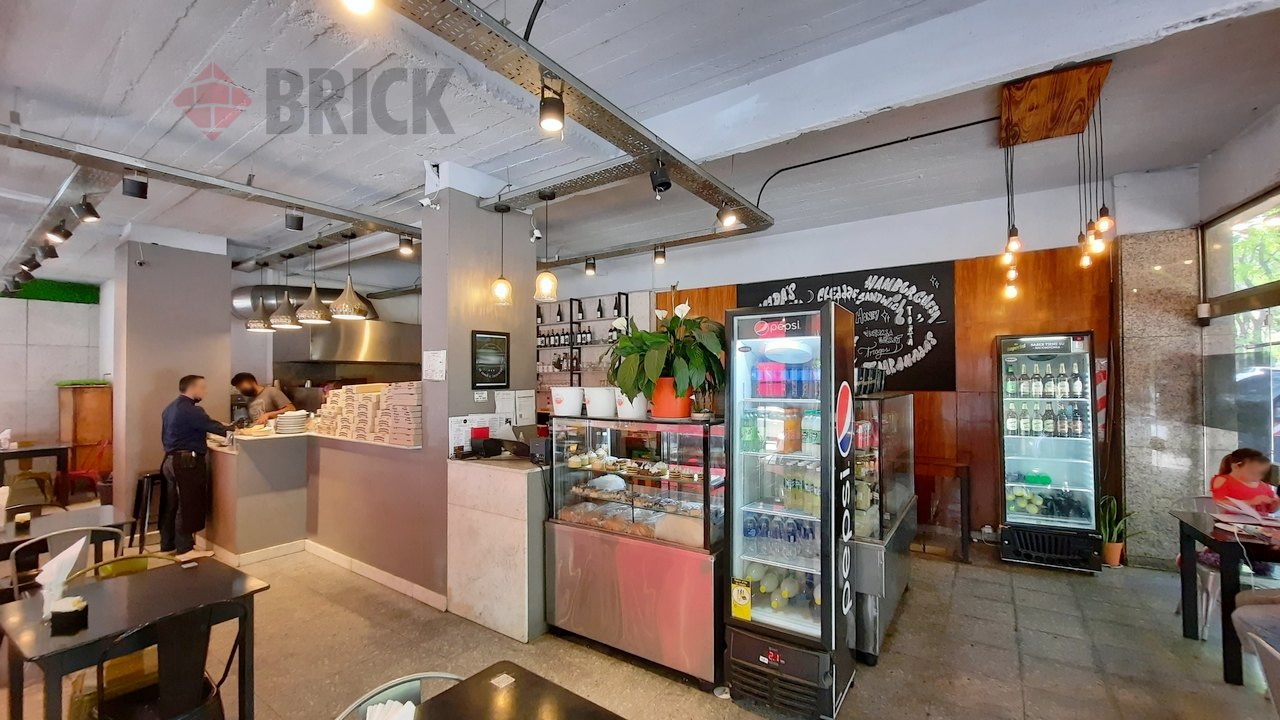 CASEROS, AV. al 3000 3