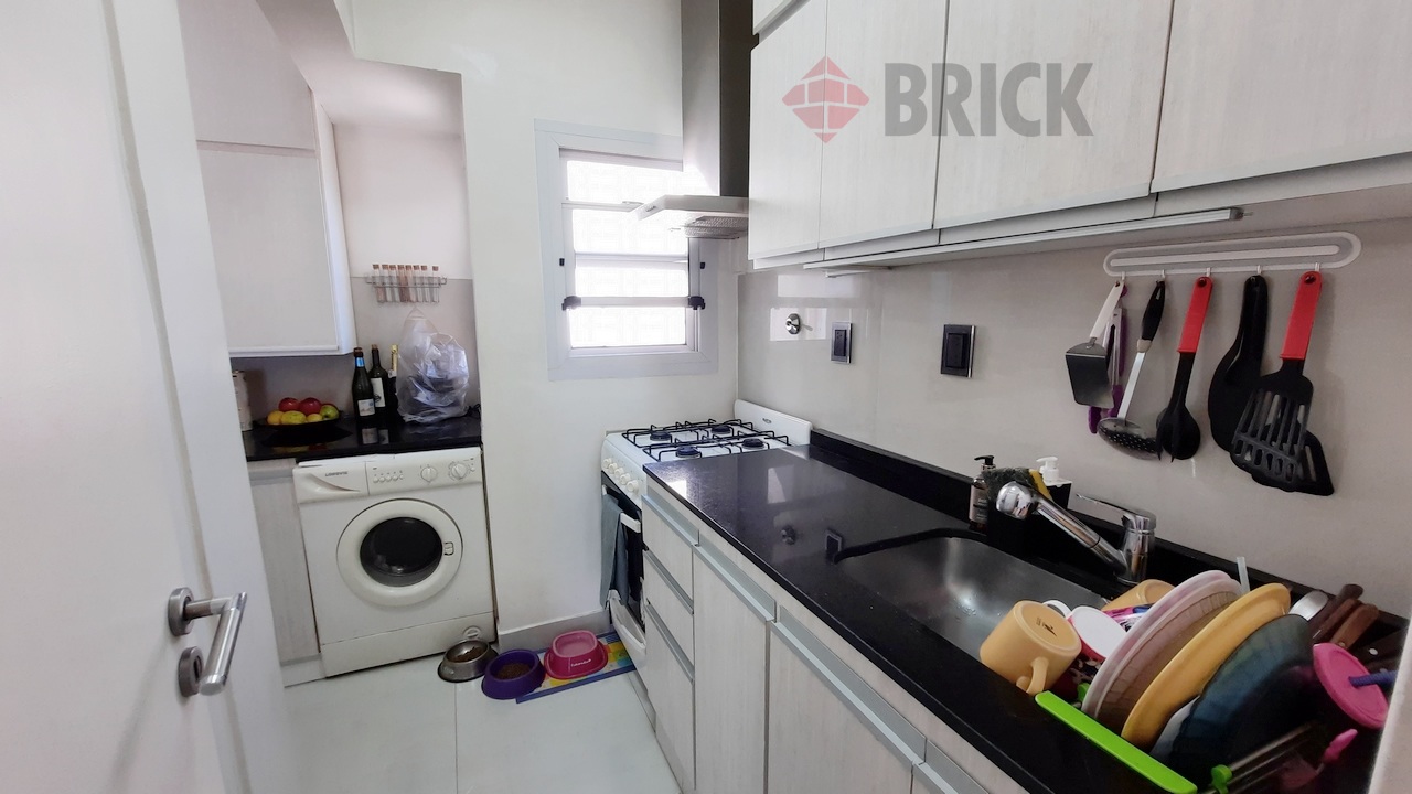 ECUADOR al 700 Piso 9 11