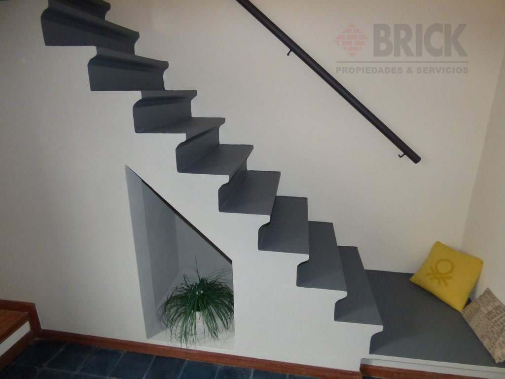 DIRECTORIO, AV. al 700 Piso PB 15