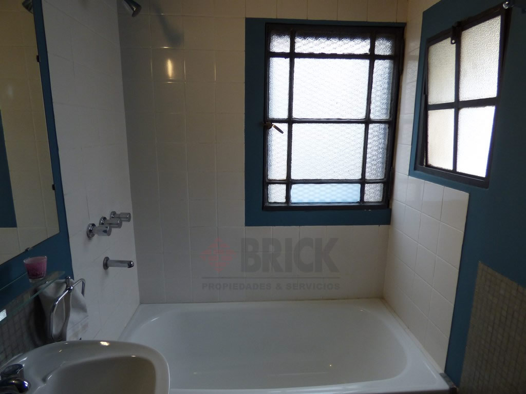 DIRECTORIO, AV. al 700 Piso PB 31