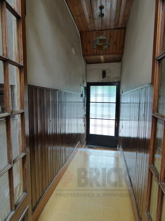 DIRECTORIO, AV. al 700 Piso PB 34