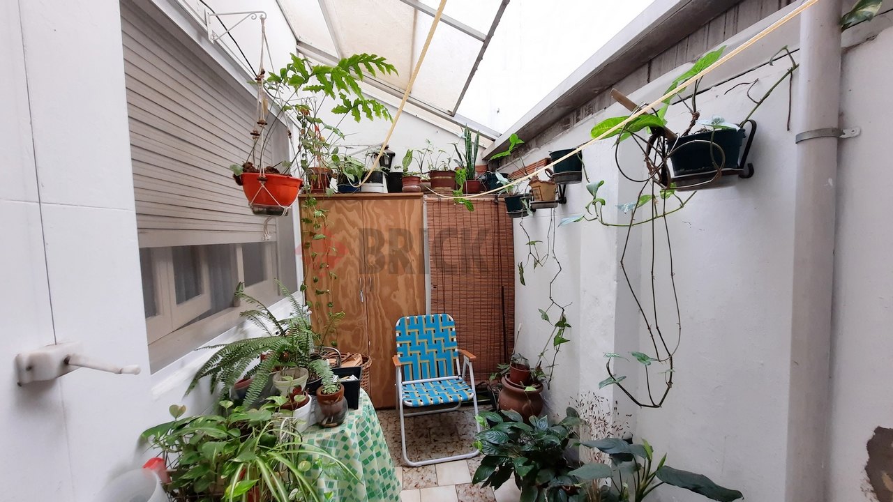 AGUIRRE al 1100 Piso PB 20