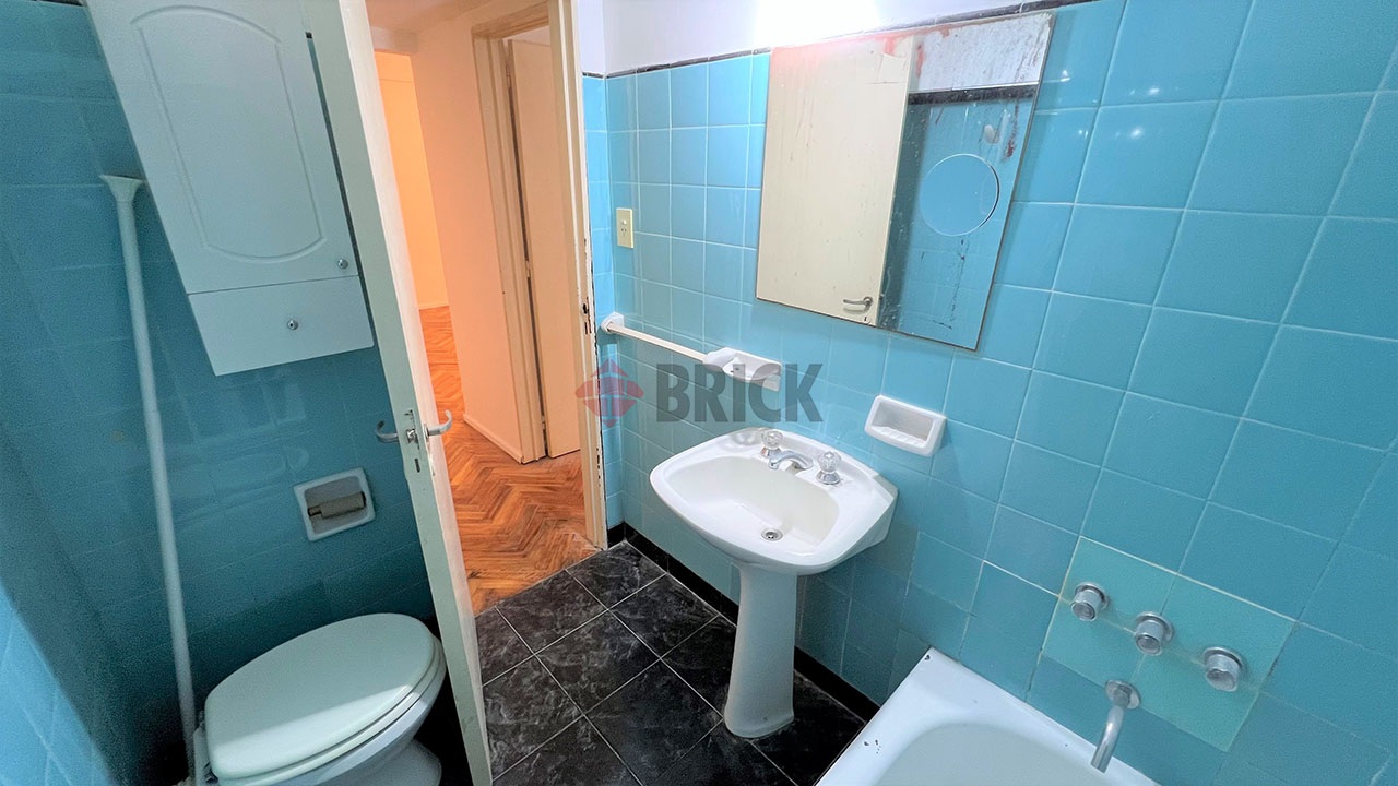 CARACAS al 4600 Piso 1 12