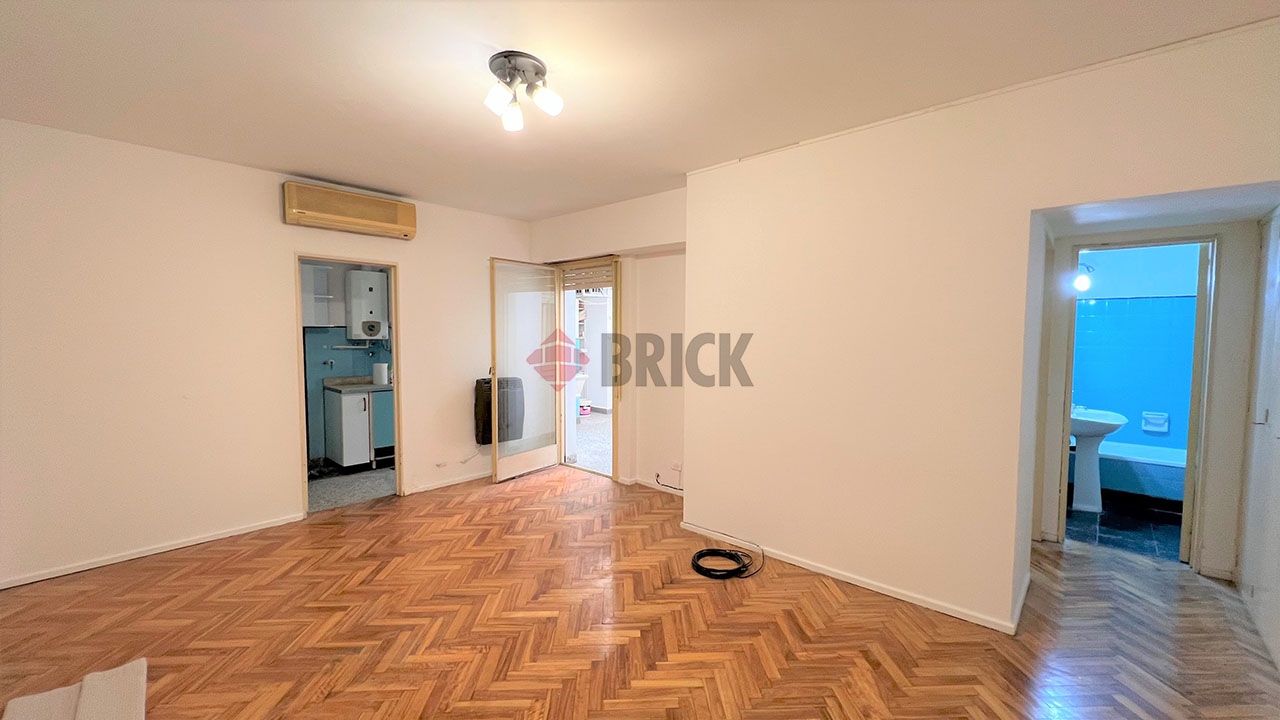 CARACAS al 4600 Piso 1 1