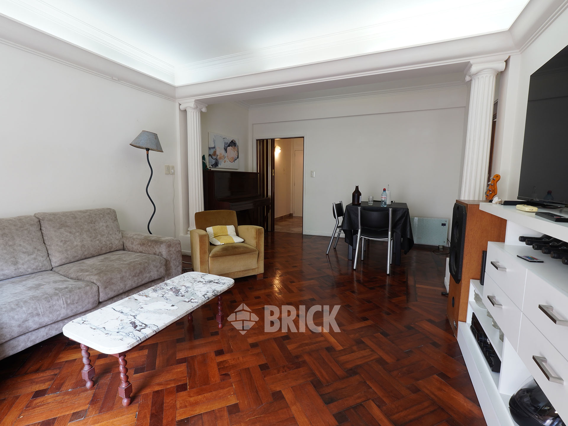 CAMARGO al 800 Piso 4 4