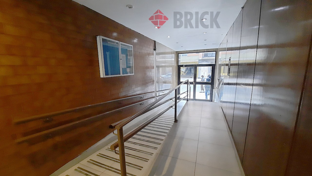 SARMIENTO al 3500 Piso 6 9