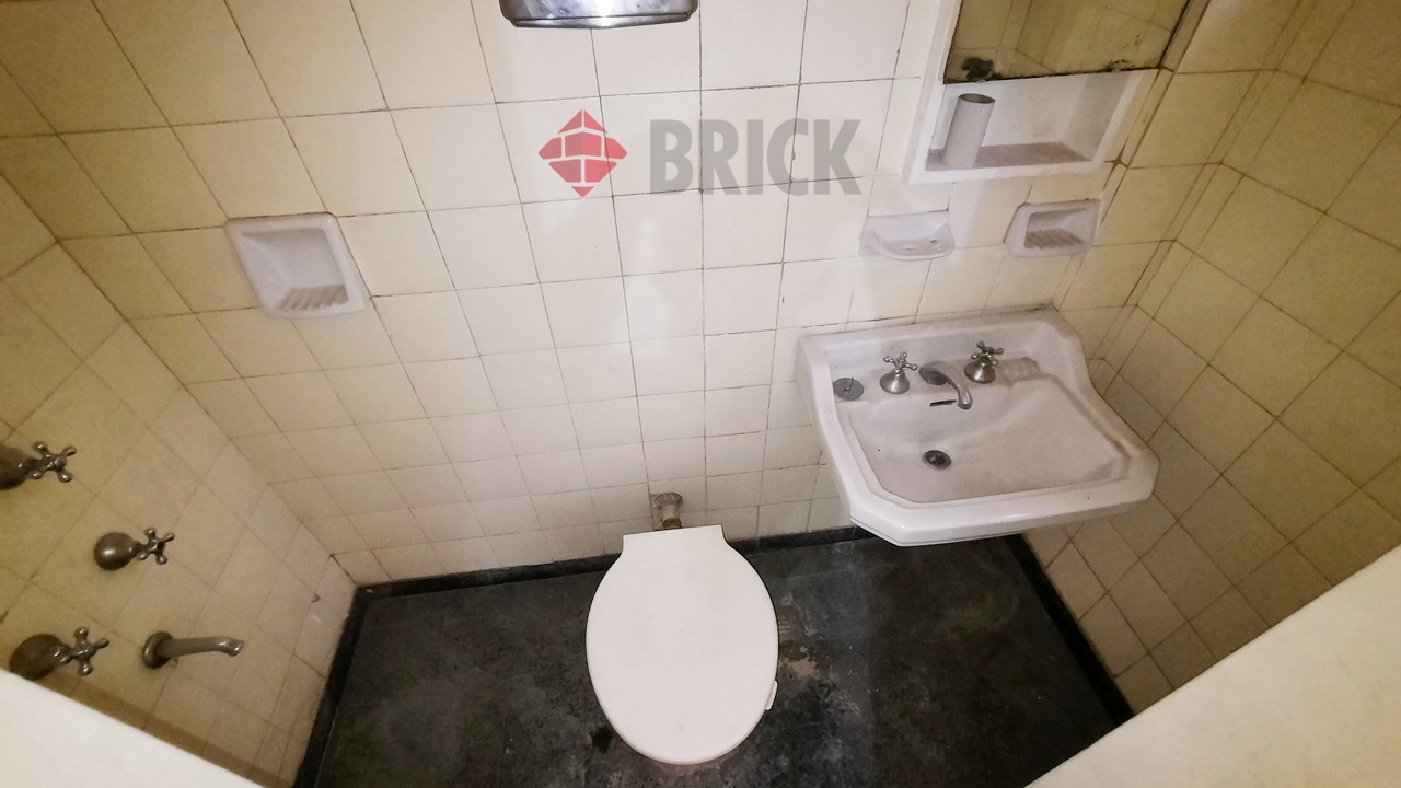 SARMIENTO al 3500 Piso 6 6