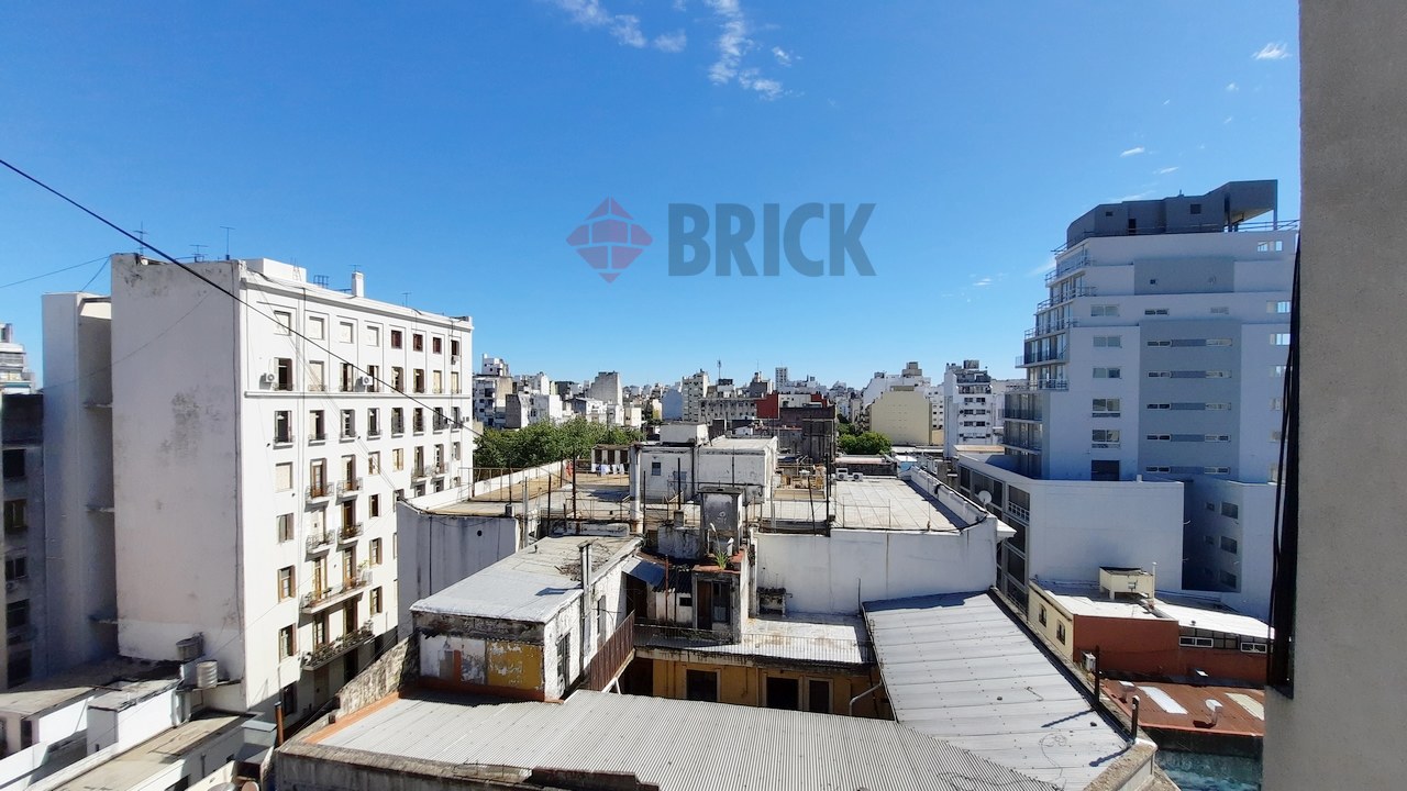 SANTIAGO DEL ESTERO al 600 Piso 7 23