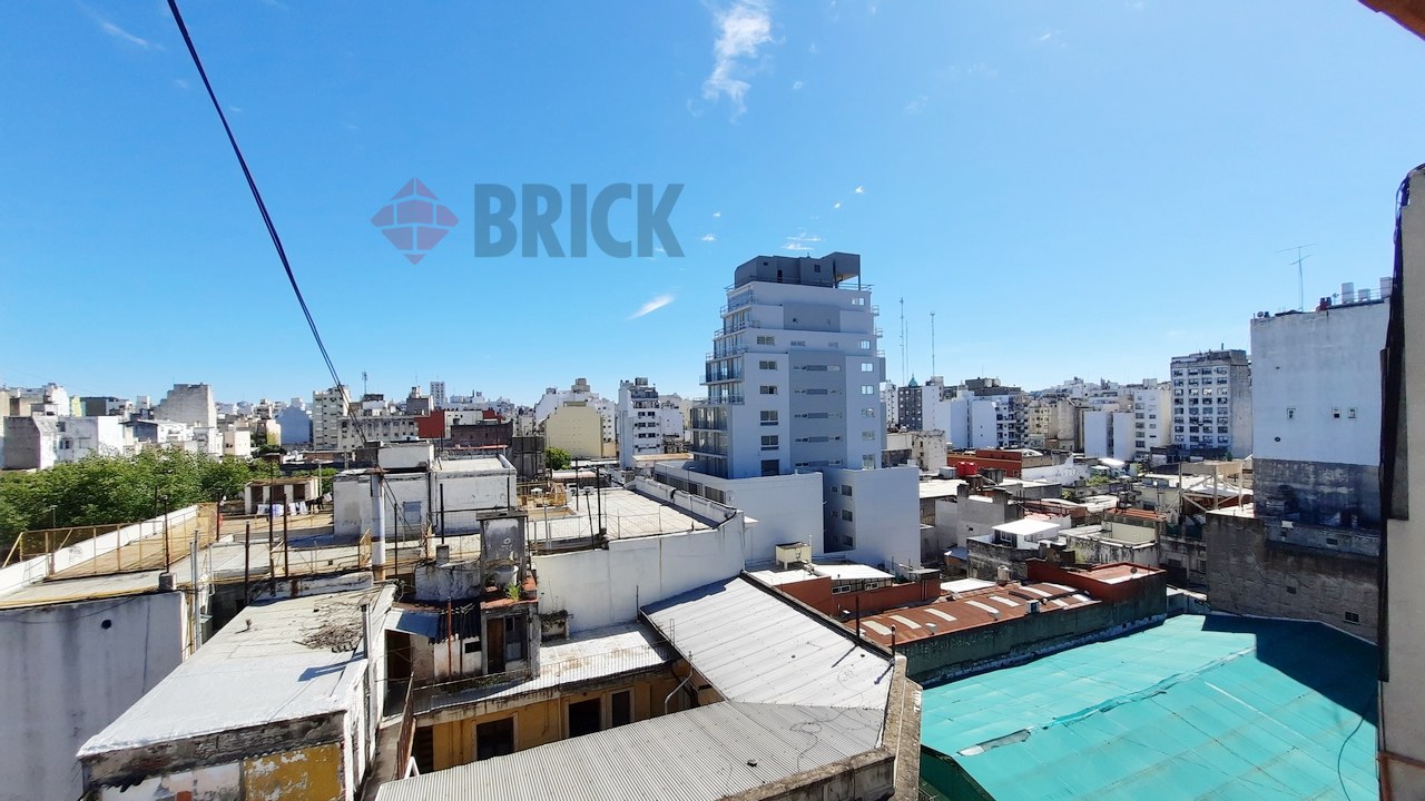 SANTIAGO DEL ESTERO al 600 Piso 7 6