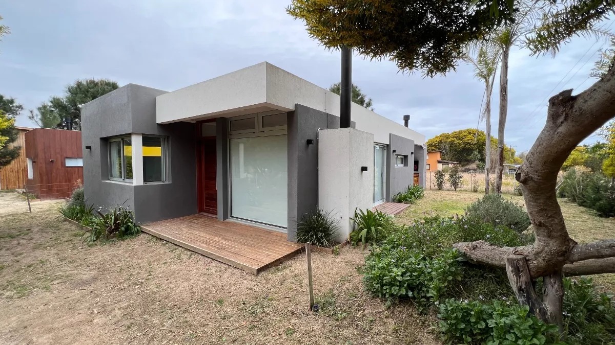 LAS GAVIOTAS (CALLE 30) 3