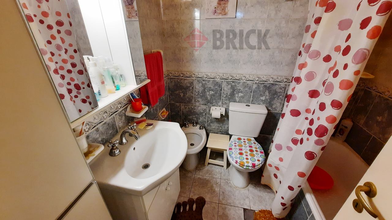 ECUADOR al 1300 Piso PB 9